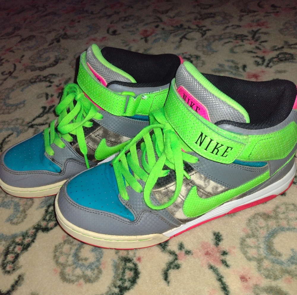 Nike Air Womens 9 Mogan Mid 2 Shoes Multi Color Rainbow Strap